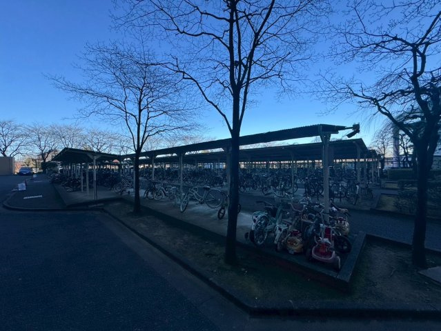 -三丁目不動産-　ダイアパレスビッグイウイング深谷の駐輪場