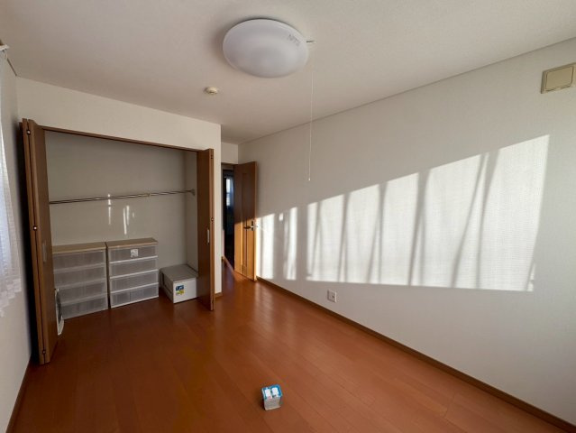 -三丁目不動産-　深谷市国済寺町　平成20年築の洋室|個人の部屋や寝室として使える洋室です