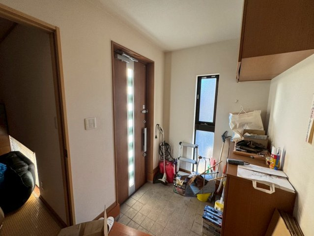 -三丁目不動産-　深谷市国済寺町　平成20年築の玄関|シンプルで使いやすい玄関です