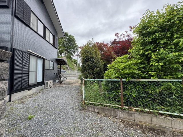 －三丁目不動産-　秩父市近戸町　敷地広々約114坪の外観