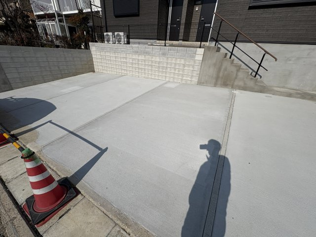 エターナルシー泉台の駐車場