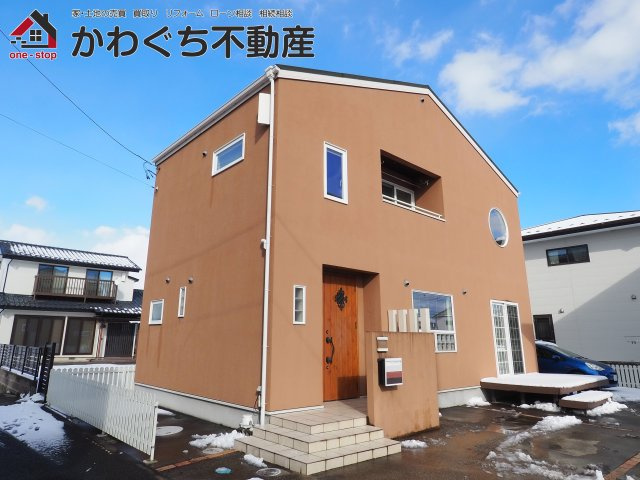 【外観】 | 中古戸建　仁井田字中川原 | ★内覧予約でブランド米2kg★　いつでも見学OKです！築12年とは思えないオシャレな外観です♪