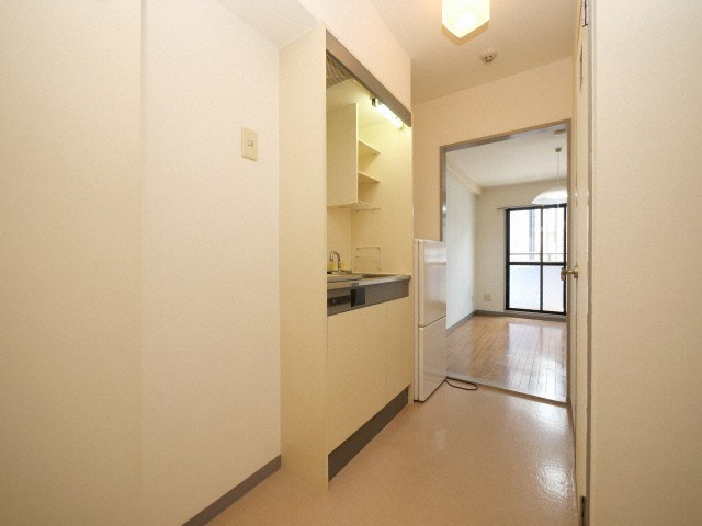 メゾンドールバンブーグラスのキッチン