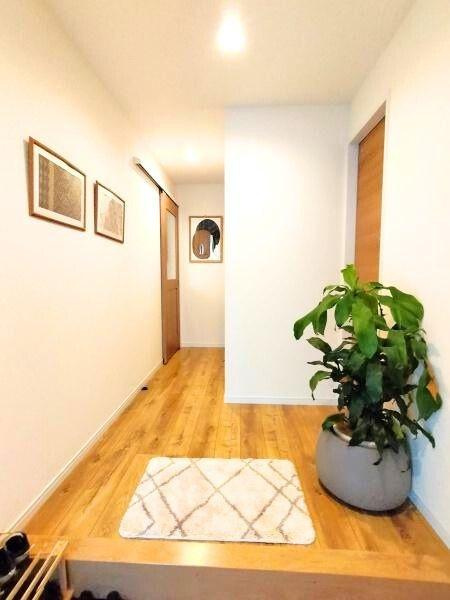 横塚2丁目　中古戸建の玄関|1階玄関ホール