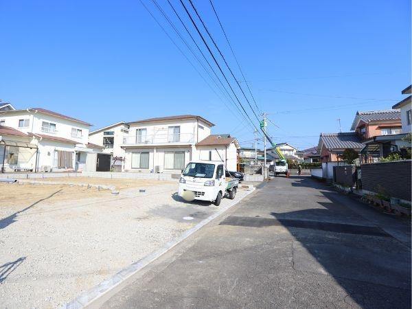 宗方台西1期2号棟の前面道路含む現地写真|前面道路含む現地(2026年1月撮影)