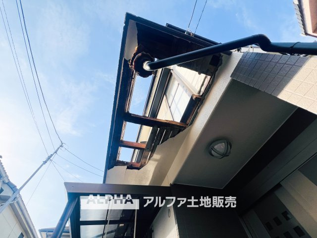 青梅市新町5丁目　再生住宅　中古戸建1邸の外観|【A space to relax and unwind】
◆休日は◆仕事から切り離された家族の為だけの場所でゆっくりくつろぎたい。趣味や、習い事で休日を過ごすも楽しいが、結局はここが安らげる。