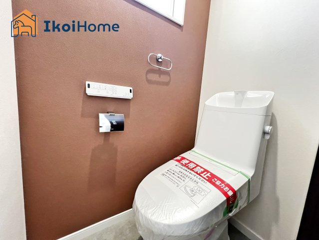 明石市藤が丘1丁目　新築戸建のトイレ|【ホームページに現地動画掲載中】●年中無休：当日予約可●1階・2階ウォッシュレット付のお手洗いです