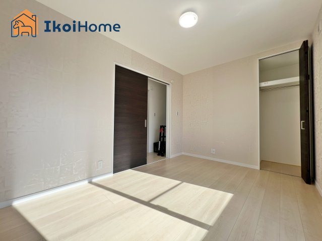 明石市藤が丘1丁目　新築戸建の収納|【ホームページに現地動画掲載中】●年中無休：当日予約可●収納が多く季節ものの家電も収納可能