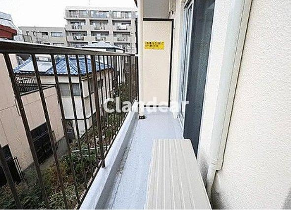 エミネス北綾瀬のバルコニー|ドキドキの新生活も、安心してスタート。ぴったりの住まいを見つけませんか？クランディアが一緒に住まい選びをサポートします‼　まずは、お気軽にお問合せください　＃クランディア