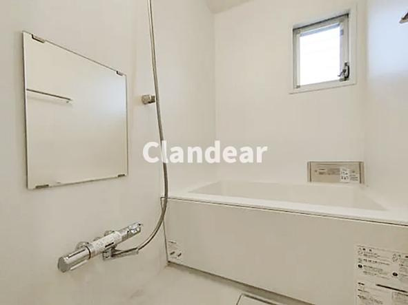 エミネス北綾瀬の浴室|ドキドキの新生活も、安心してスタート。ぴったりの住まいを見つけませんか？クランディアが一緒に住まい選びをサポートします‼　まずは、お気軽にお問合せください　＃クランディア