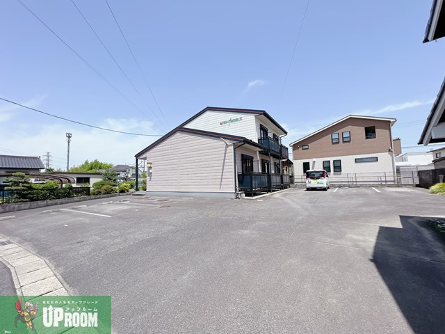 サン・friends Kの駐車場