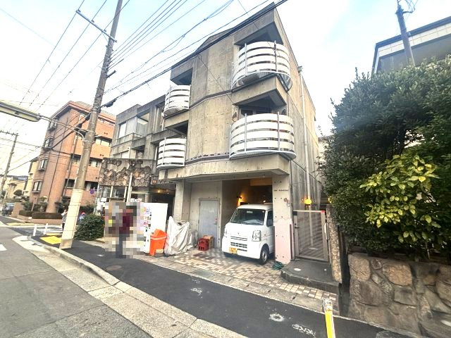 インパサディナ