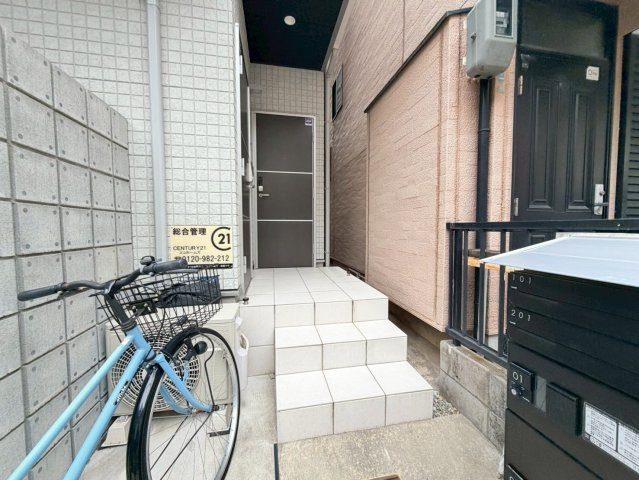 あんしん+磯馴町08-1054のエントランス