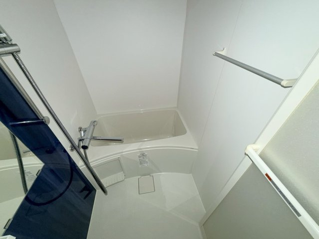 あんしん+磯馴町08-1054の浴室