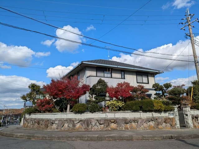 神戸市西区秋葉台1丁目戸建