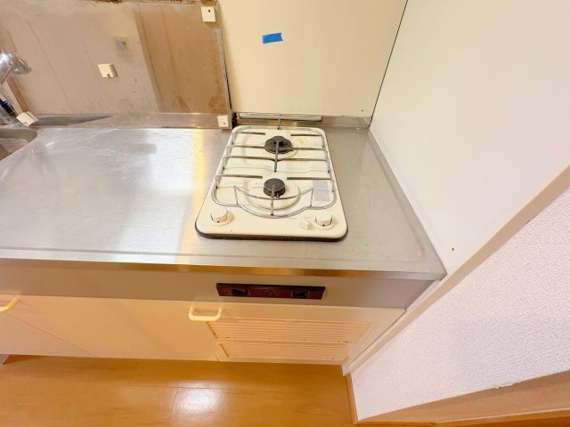 セレノ逆瀬川のキッチン|きれいなキッチンです