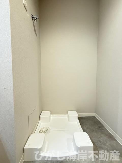 藤沢西ガーデンハウスのランドリースペース|新規リフォーム完了！　洗濯機置場