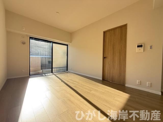 藤沢西ガーデンハウスの居間・リビング|新規リフォーム完了！　9.7帖　LDK