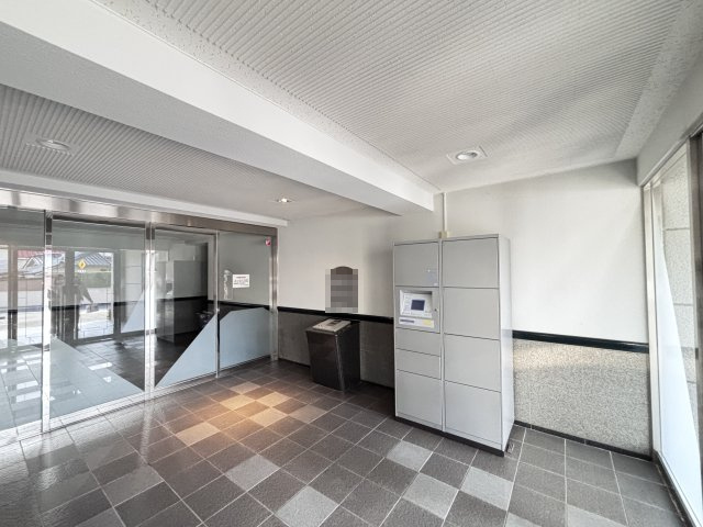 グランシャリオ可部中央の設備|宅配ＢＯＸ付きで留守でも受け取り可能です。