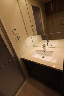 【洗面所】