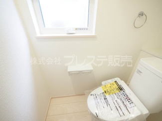 【トイレ】 | 現地写真（１号地１階トイレ）温水洗浄便座を標準装備！