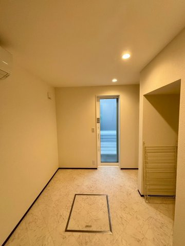 杉並区和田１丁目戸建の洋室|ゆったりした洋室です