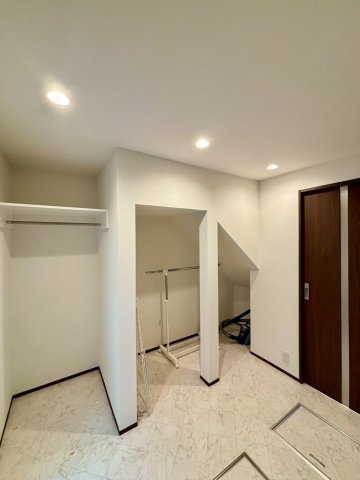 杉並区和田１丁目戸建の洋室|広々とした洋室です