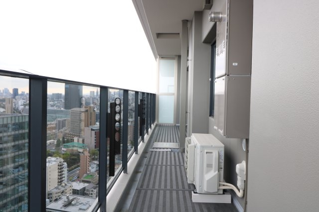 【バルコニー】