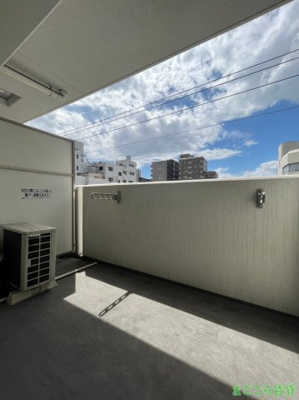 【バルコニー】 | ラシュレエグゼ難波西