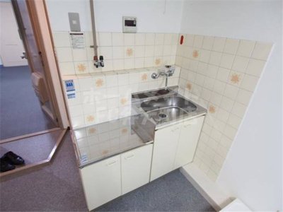 【キッチン】 | ひかりハイツ | きれいなキッチンです