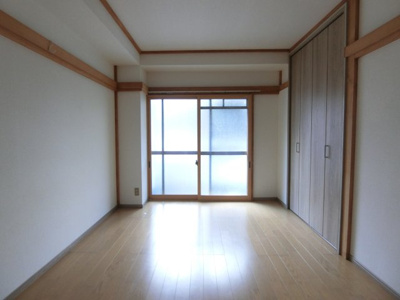 【洋室】 | テラス高山