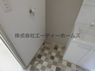 【その他】 | 緑町S邸貸家 | 洗濯機置き場