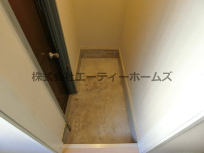 【その他】 | 緑町S邸貸家 | 裏口