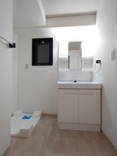 ローザス・フジの独立洗面台