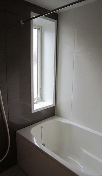 ブライズメゾン鷺宮の浴室