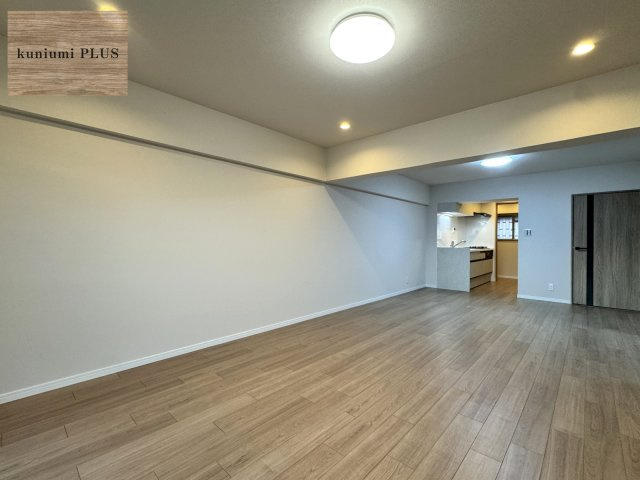 クローバーハイツ森小路2号棟