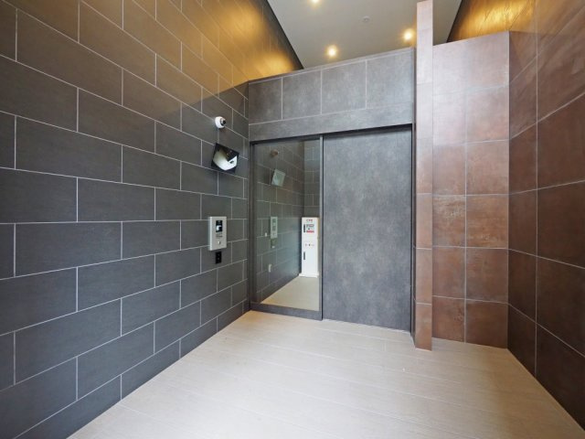 エスリード　ザ・カレント大阪のロビー