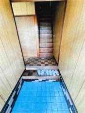 【玄関】 | 八尾市上尾町2丁目　中古戸建　580万