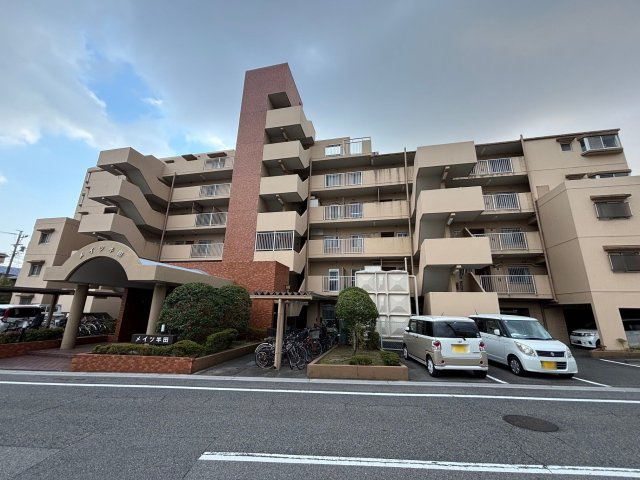 メイツ半田の外観