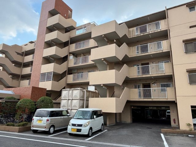 メイツ半田の外観