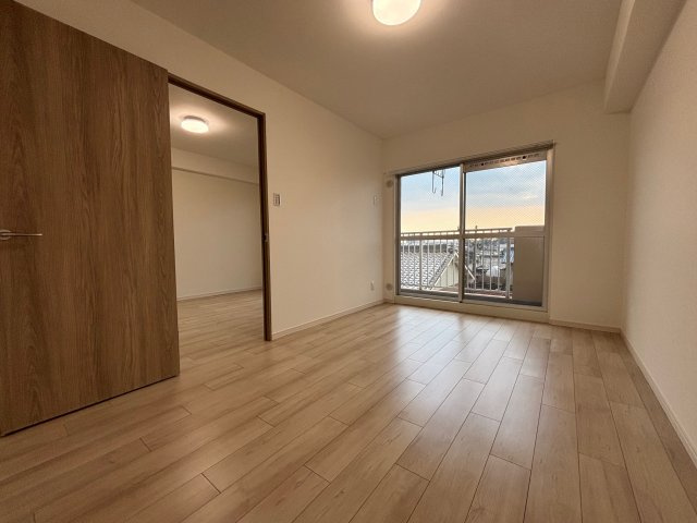 メイツ半田の洋室|洋室約7.9帖