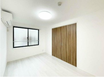 【居間・リビング】 | KTH堀切 | 室内洗濯機置場