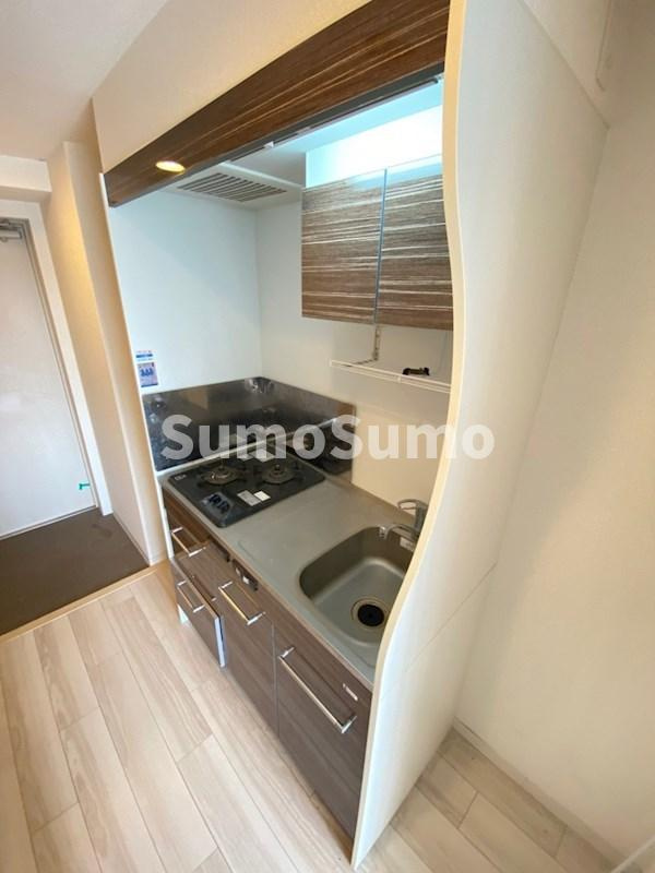 レジュールアッシュ難波MINAMIのキッチン