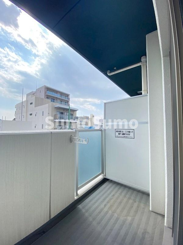 レジュールアッシュ難波MINAMIのバルコニー