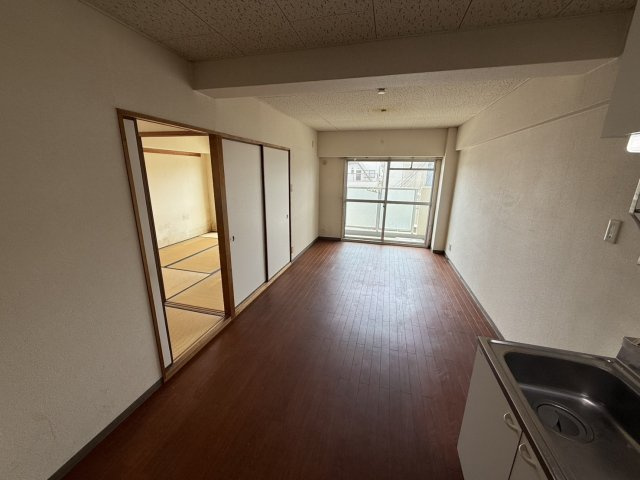 ロワール甲子園の居間・リビング