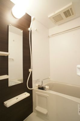 リブリ・リヴィエール北戸田の浴室