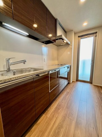 ザ・パークハウス中之島タワーのキッチン|システムキッチン