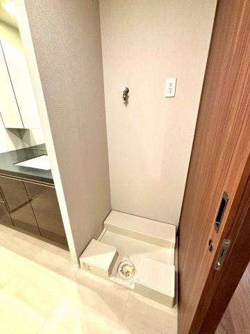 ザ・パークハウス中之島タワーのランドリースペース|洗濯機置き場