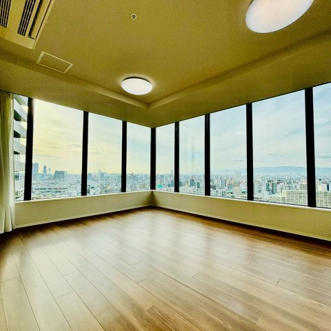 ザ・パークハウス中之島タワーの居間・リビング|LDK