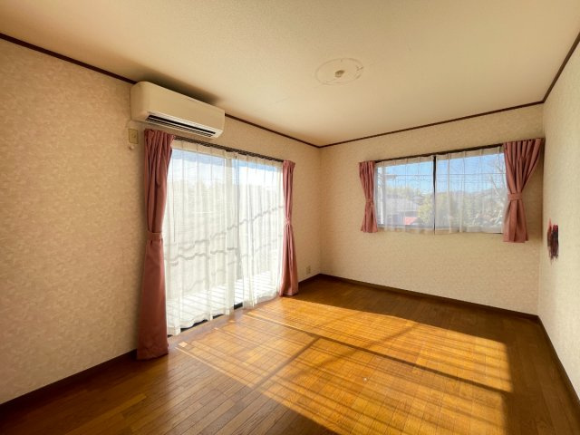 日の出町平井　中古戸建の洋室|2階洋室